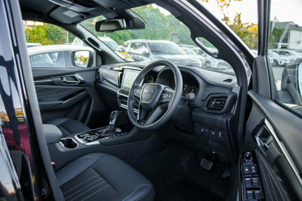 2025 MY25.5 Isuzu MU-X RJ LS-T SUV Image 18