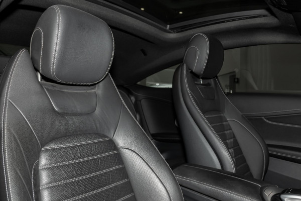 2019 Mercedes-Benz C-Class C205 C300 Coupe image 10