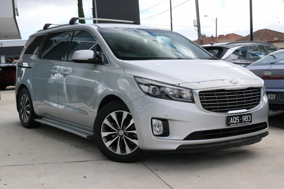 2017 MY18 Kia Carnival YP SLi Van