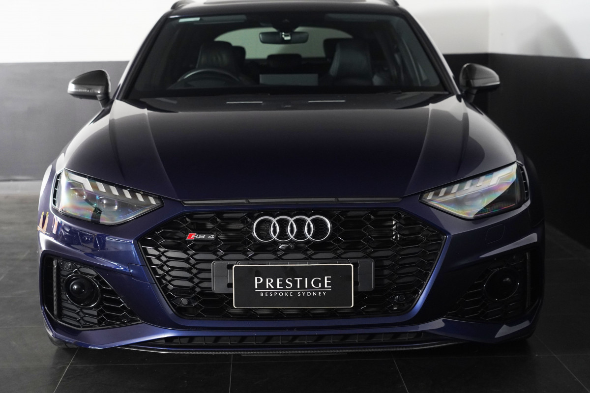 2022 Audi Rs 4 Quattro SUV Image 3