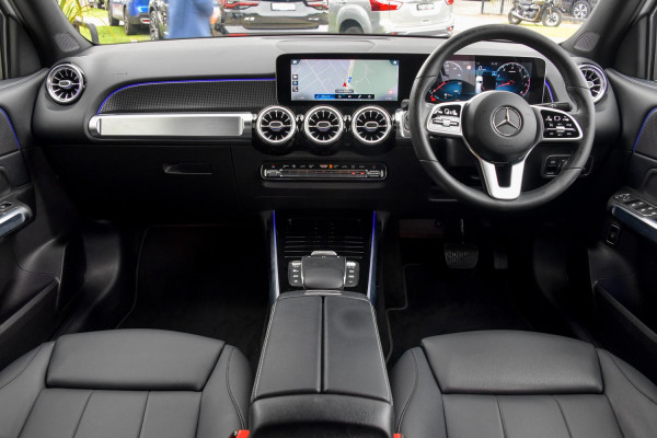 2020 Mercedes-Benz GLB-Class X247 GLB250 SUV image 4