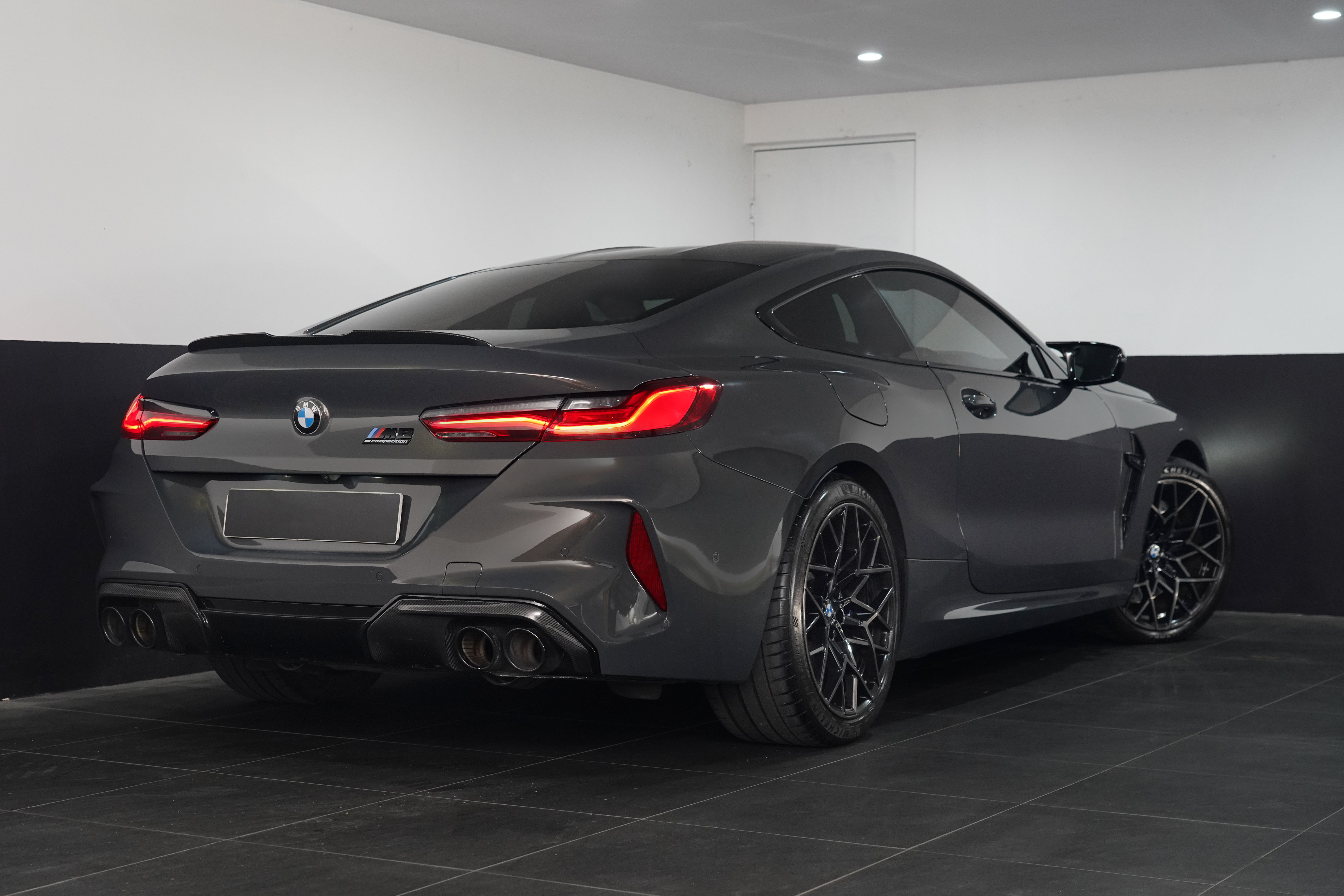 2020 BMW M8 Competition Coupe Image 21