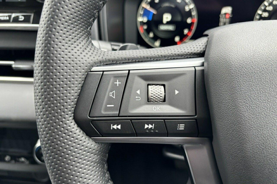 2024 Mitsubishi Outlander ZM Exceed SUV Image 18