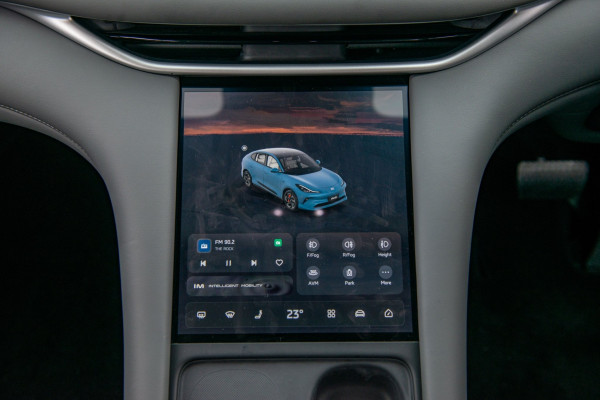 2026 MG IM6 PERFORMACE 100KWH SUV Image 16
