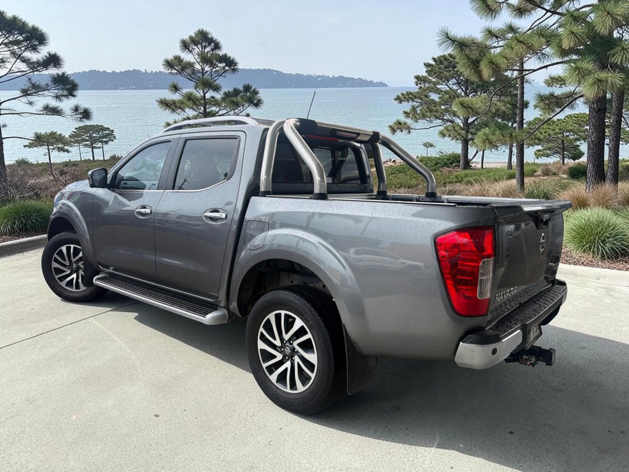 2018 Nissan Navara D23 Series 3 ST-X King Cab Pickup Image 5