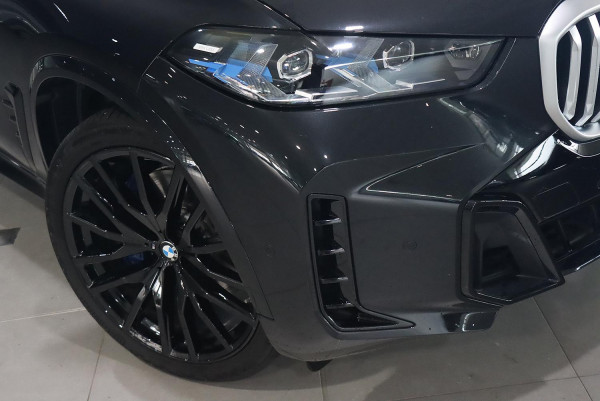 2025 BMW X5 G05 LCI xDrive30d M Sport SUV image 2