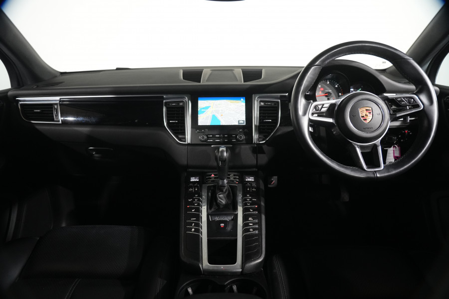 2018 Porsche Macan S Diesel SUV Image 14