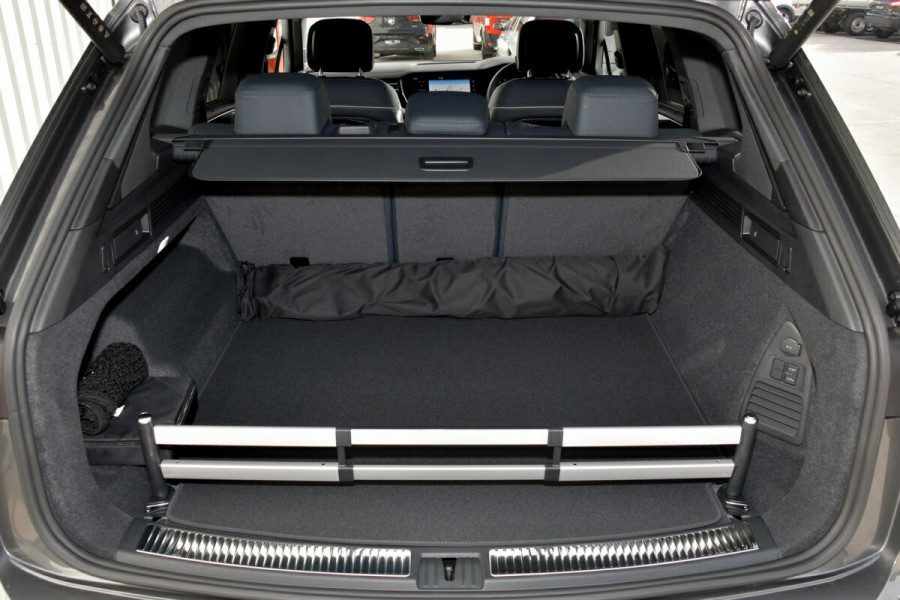 2024 Volkswagen Touareg RC 210TDI R-Line SUV Image 27