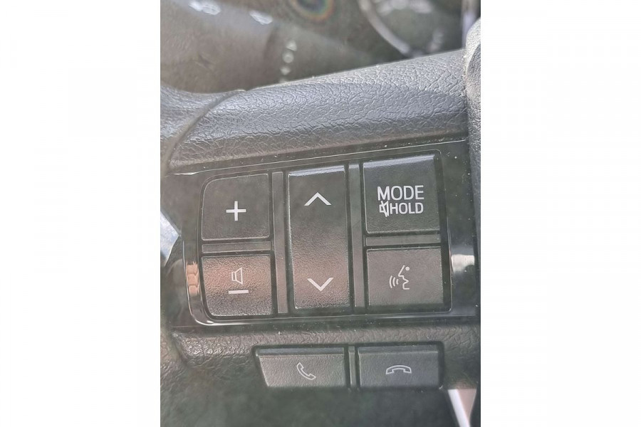 2021 Toyota HiLux TGN121R Workmate Cab Chassis Image 10