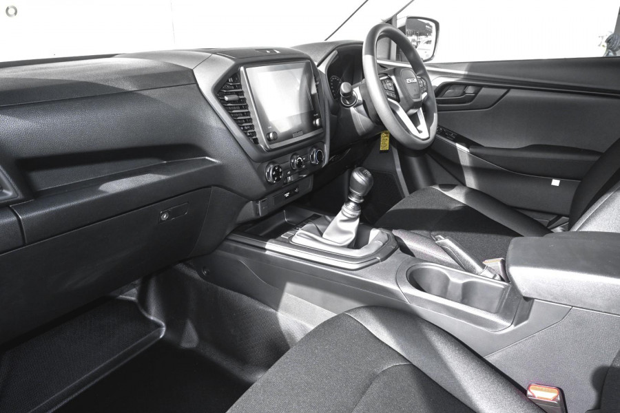 2025 MY24 Isuzu D-MAX  SX High Ride Cab Chassis Image 9