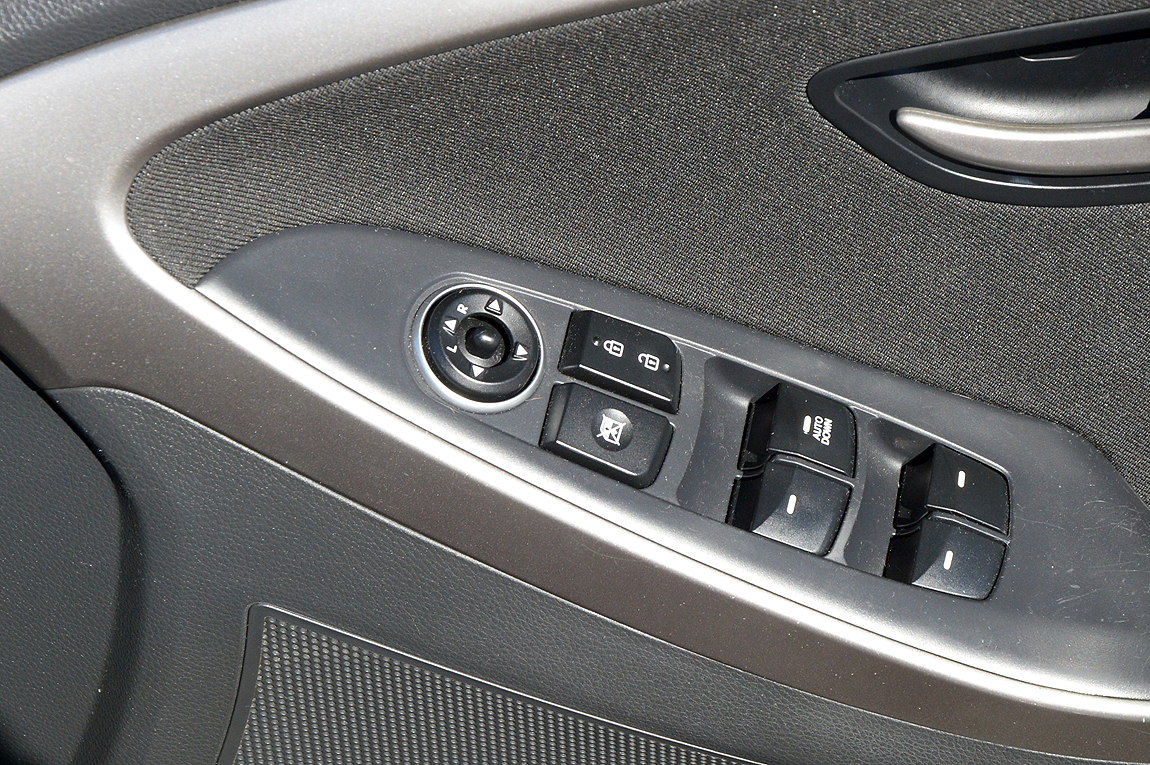 2012 Hyundai I30 GD ACTIVE Hatchback Image 6