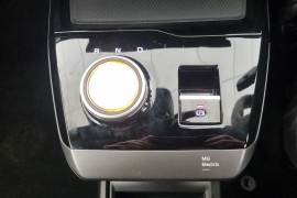 2024 MG MG4 MEH32 Essence 64 Hatch