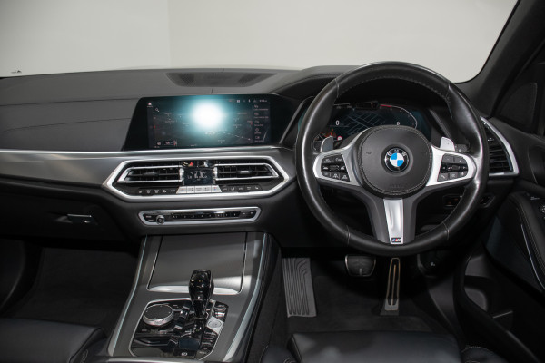 2022 BMW X5 xDrive30d SUV Image 24