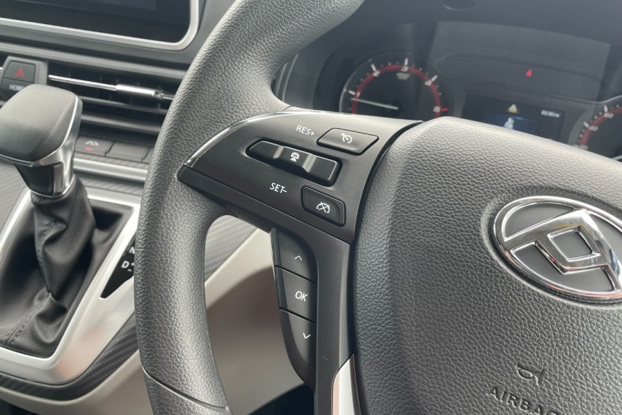 2023 LDV Deliver 9 MWB Van Image 14