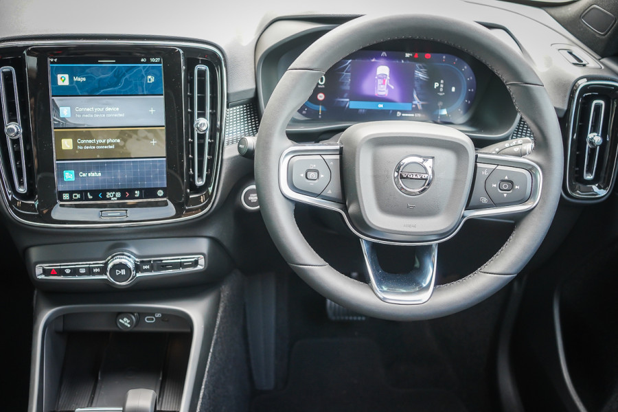 2024 MY25 Volvo XC40 XZ Black Edition SUV Image 29