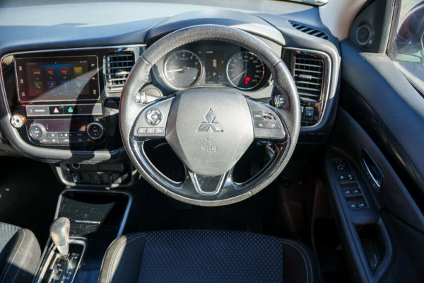 2018 MY19 Mitsubishi Outlander ZL ES Wagon Image 11