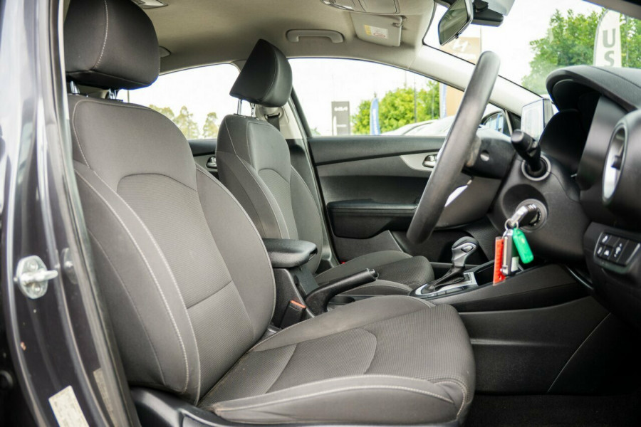 2019 Kia Cerato BD S Hatch Image 16