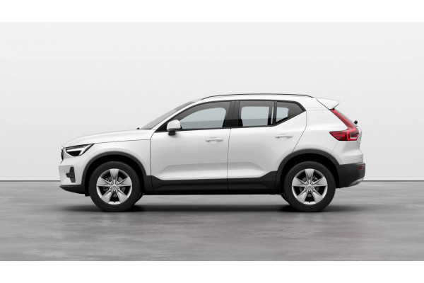 2024 Volvo XC40 XZ Plus B4 SUV Image 2