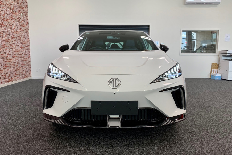 2024 MG MG4 XPOWER 320kW AWD Hatch Image 6