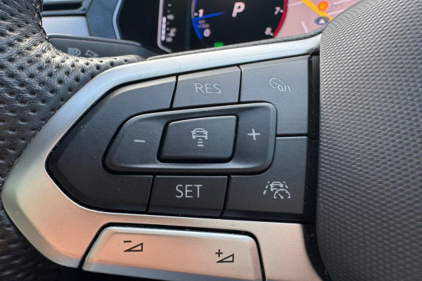 2021 Volkswagen Passat B8 206TSI R-Line Wagon Image 19