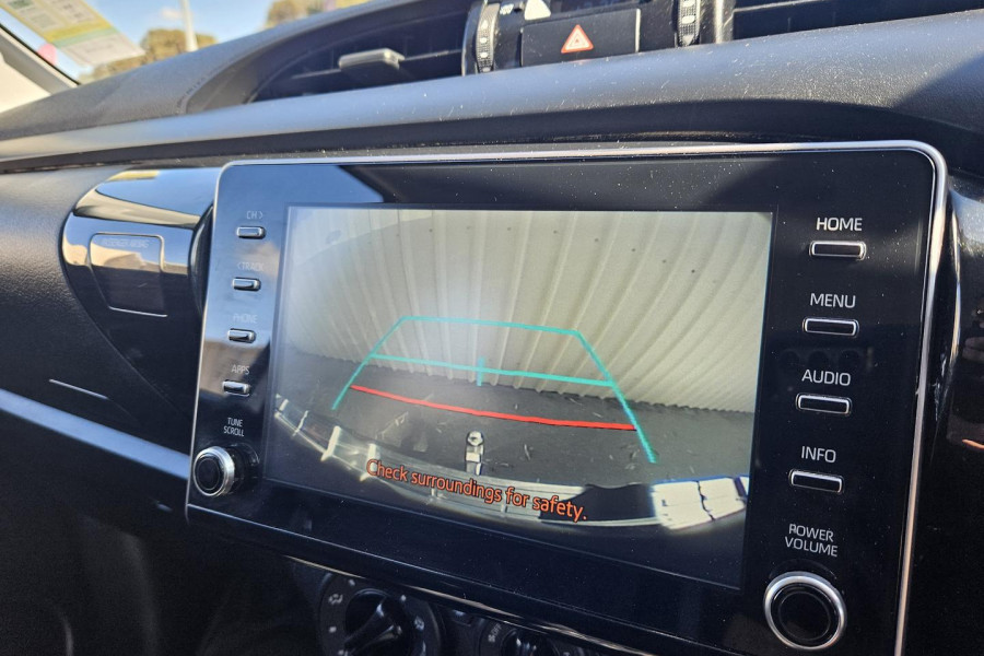 2022 Toyota HiLux GUN126R SR Double-Cab Pick-Up Image 23