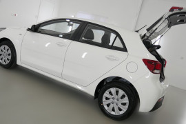 2018 MY19 Kia Rio YB S Hatchback