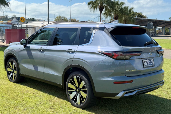 2026 Mitsubishi Outlander ZM Aspire SUV Image 5
