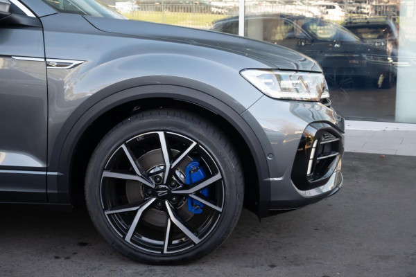 2025 [THIS VEHICLE IS SOLD] image 23