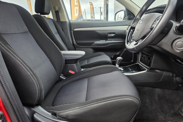 2018 MY18.5 Mitsubishi Outlander ZL LS SUV Image 19