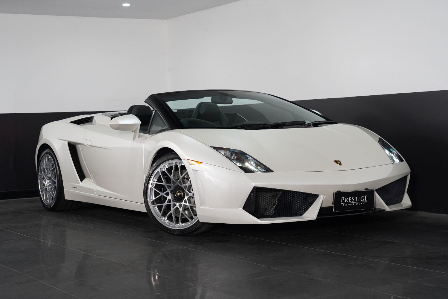 2010 Lamborghini Gallardo LP560-4 Spyder Convertible Image 11