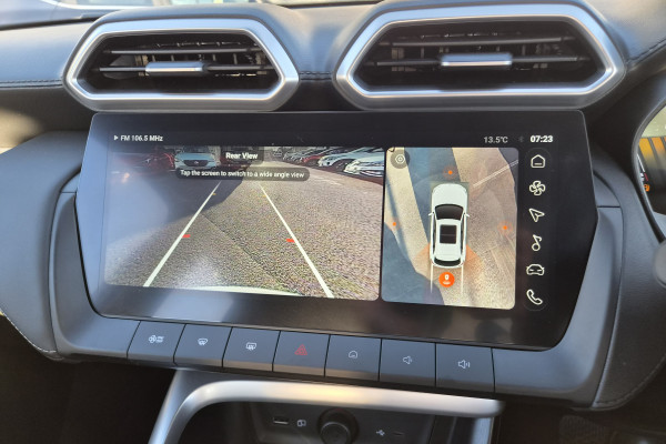 2025 MY25.5 MG ZS ZS32 Essence Hybrid+ SUV Image 17