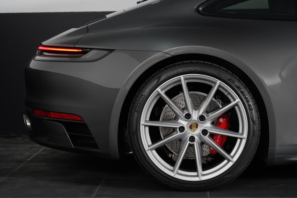 2020 Porsche 911 Carrera S Coupe Image 11