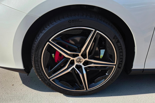 2025 MG MG7  Essence Sedan Image 5