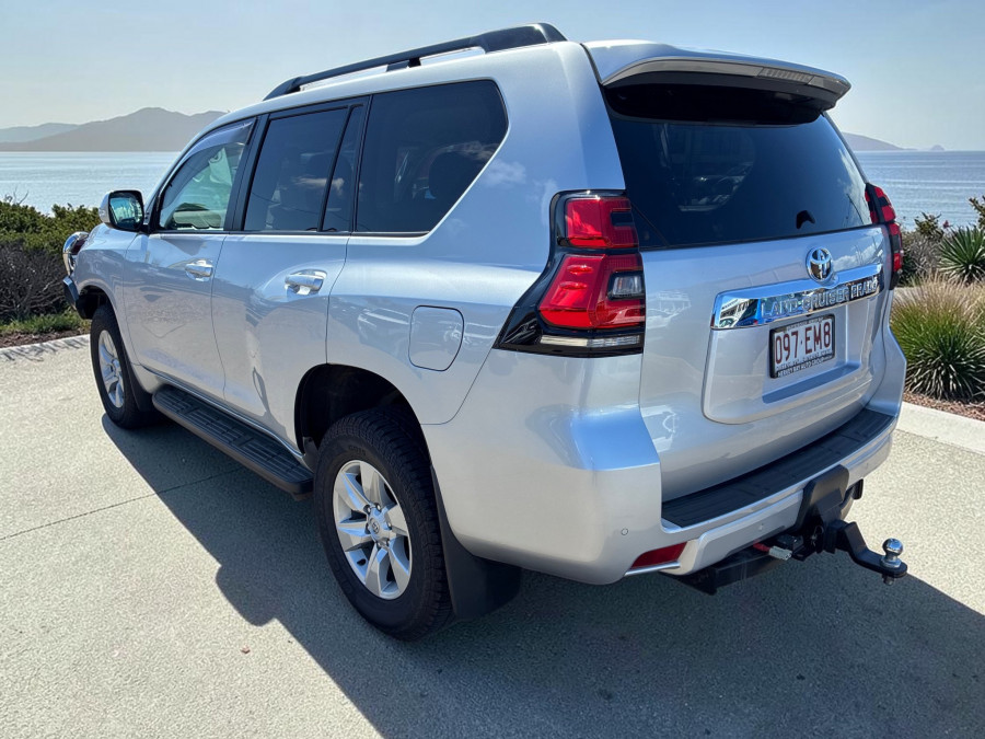 2022 Toyota LandCruiser Prado GDJ150R GXL SUV Image 6