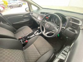 2016 Honda Jazz GF VTi Hatch image 18