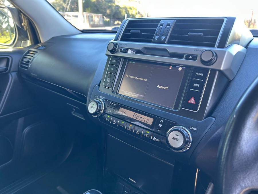 2014 Toyota LandCruiser Prado GDJ150R GXL SUV Image 20