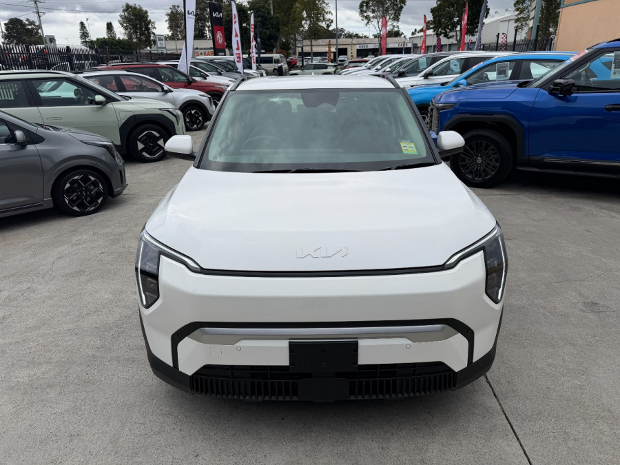 2026 MY27 Kia EV3 SV Air Standard Range SUV Image 8