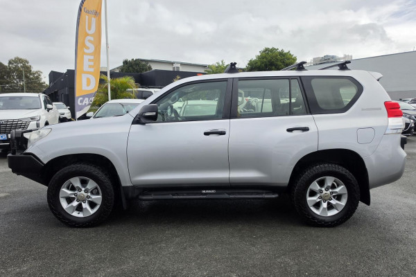 2013 Toyota LandCruiser Prado GDJ150R GX SUV Image 12