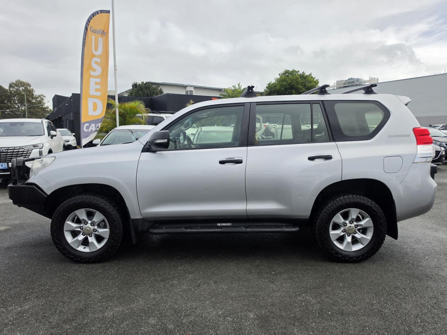 2013 Toyota LandCruiser Prado GDJ150R GX SUV Image 12