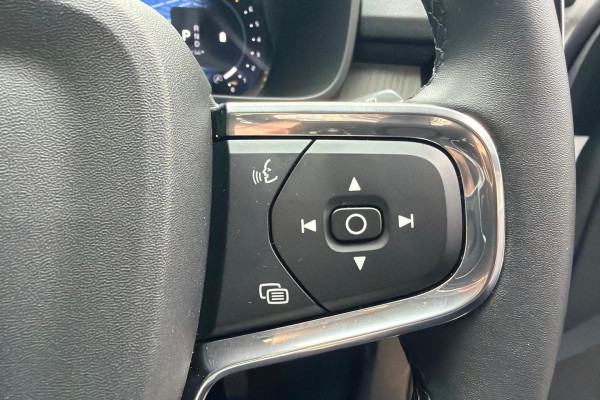 2025 MY26 Volvo XC40 XZ Plus B4 SUV Image 8