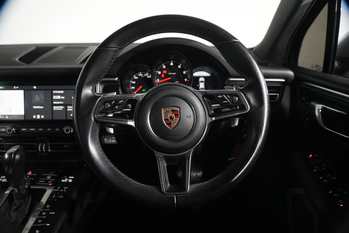 2019 Porsche Macan SUV