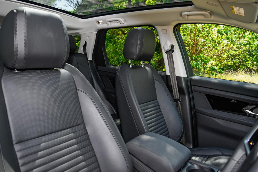 2024 MY25 Land Rover Discovery Sport L550 P200 S SUV