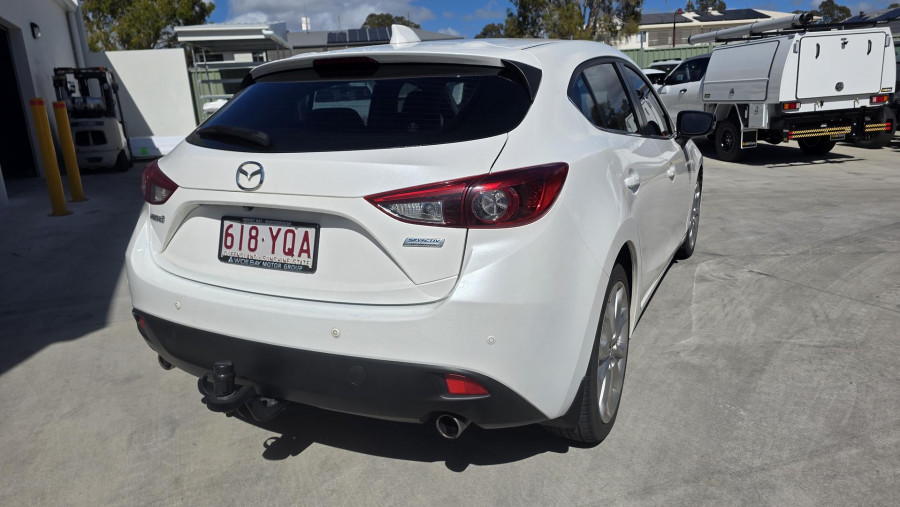 2015 Mazda 3 BM5438 SP25 Hatch Image 3