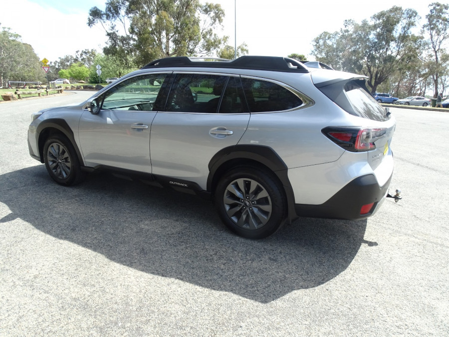 2023 Subaru Outback 6GEN AWD SUV Image 5