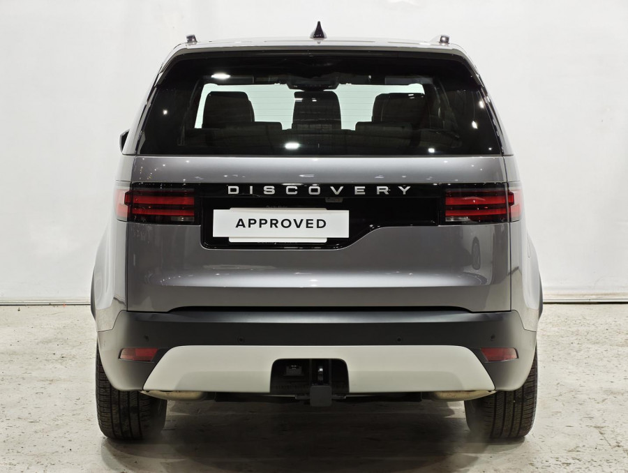 2025 Land Rover Discovery Series 5 D350 S SUV Image 6
