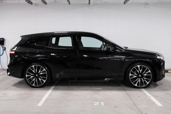 2026 BMW iX I20 xDrive45 M Sport SUV image 5