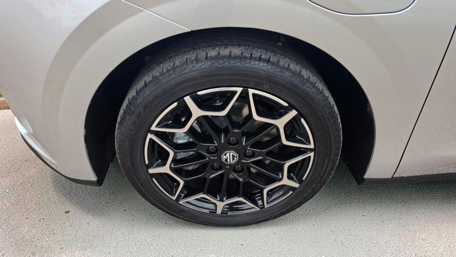 2026 MG MG4 EV Urban AH4E Essence 43 Hatch Image 5