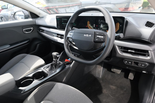 2025 MY26 Kia K4 CL4m S Hatch Image 6