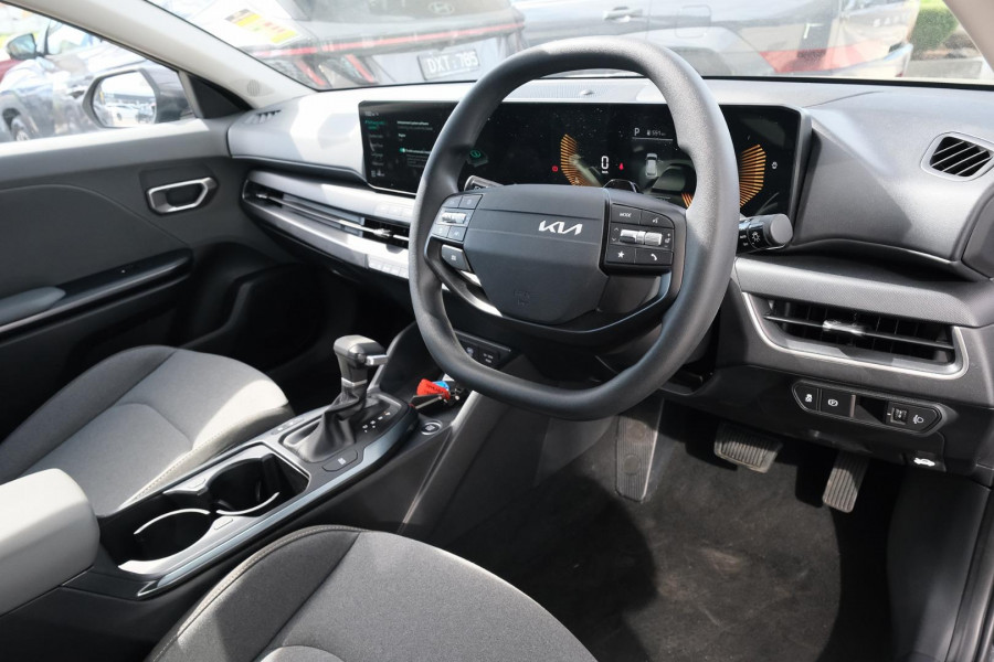 2025 MY26 Kia K4 CL4m S Hatch Image 6