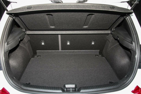2018 Hyundai i30 PD SR Hatch Image 9